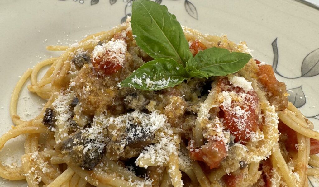 Authentic Italian Flavors: Spaghetti alla Siciliana