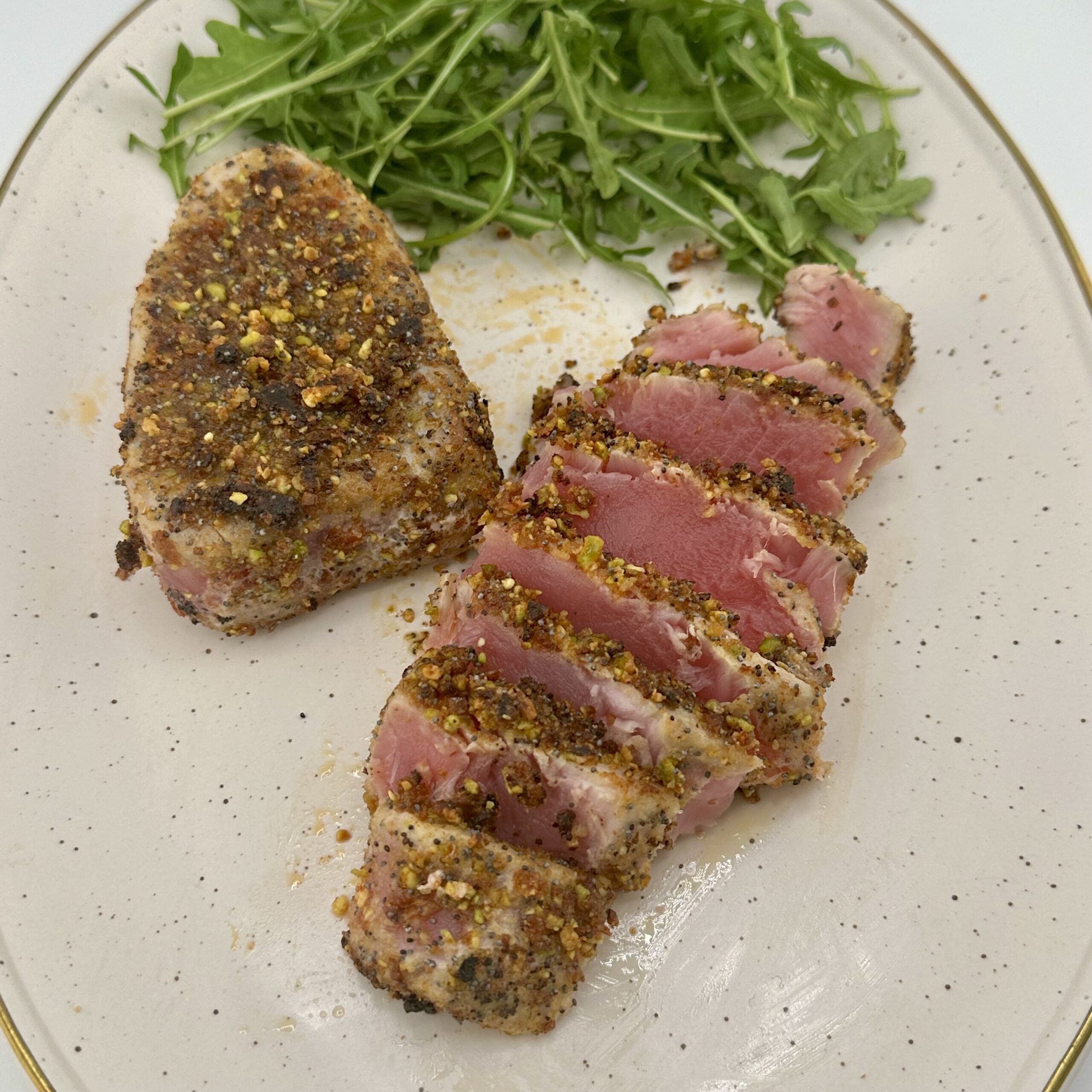 Tuna Steak with Pistachios Crust