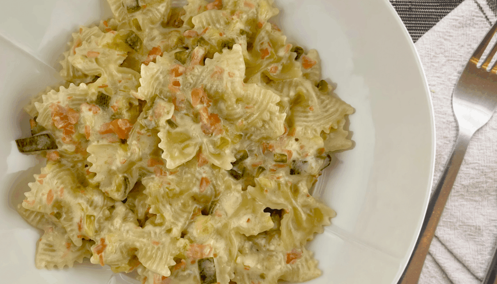 Pasta with Zucchini and Salmon
