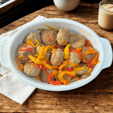 Meatballs with bell peppers